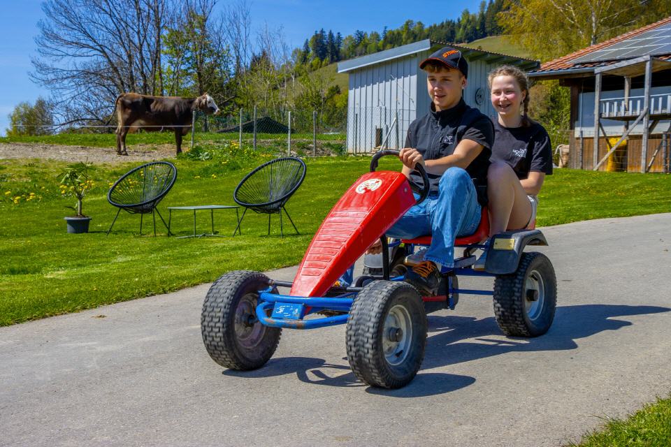Spielespaß am Biohof Mayer